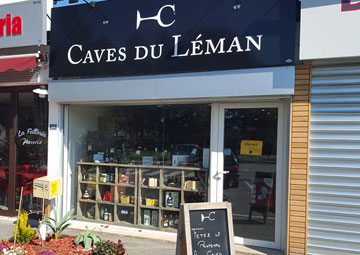 Le meuble TOTO est exposé chez Les Caves du Lėman à Veigy-Foncenex